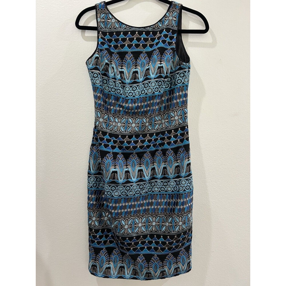 White House Black Market Women Sz 0 Elegant Dress Multi Color Embroidered Zipper